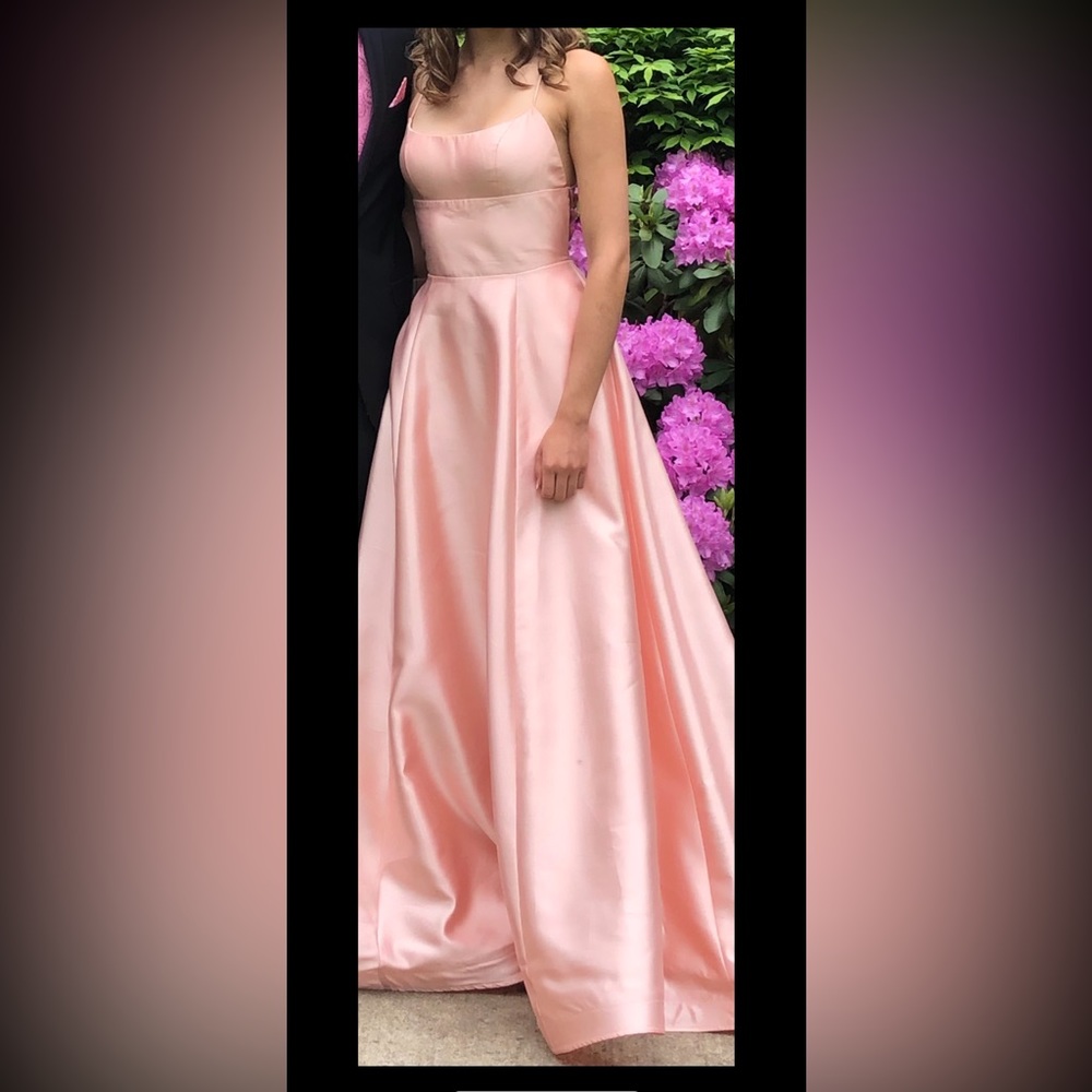 Prom dress with pockets!!
